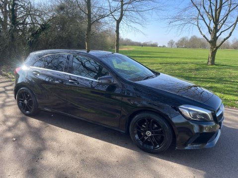 Mercedes-Benz A Class 1.6 A180 Sport Edition 7G-DCT Euro 6 (s/s) 5dr 3
