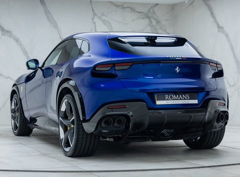 Ferrari Purosangue 8