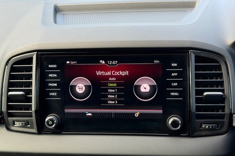 Skoda Karoq SPORTLINE TSI DSG AUTOMATIC - METEOR GREY -PAN ROOF -APPLE CARPLAY 55