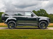 Land Rover Defender P400e XS Edition 3