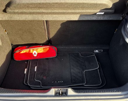 Renault Clio 0.9 Clio Iconic TCe 5dr 57