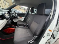 Suzuki Ignis SZ-T DUALJET 15