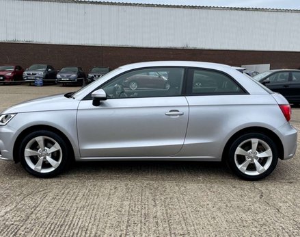 Audi A1 1.0 A1 Sport TFSI Semi-Auto 3dr 11
