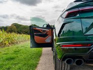 Lamborghini Urus 4.0 V8 BiTurbo SUV 5dr Petrol Auto 4WD Euro 6 (650 ps) 8