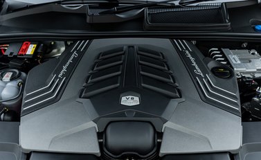 Lamborghini Urus Performante 49