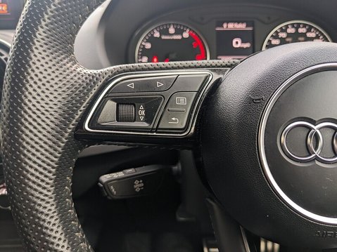 Audi Q2 TFSI QUATTRO S LINE 21