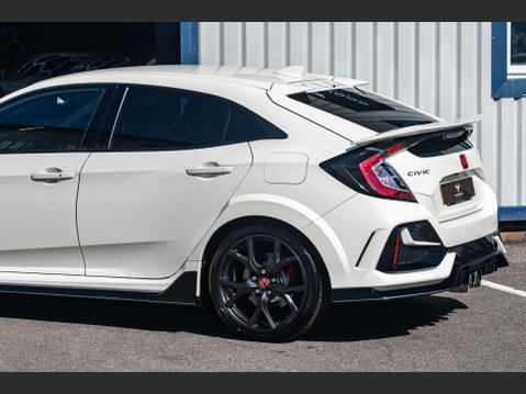 Honda Civic 2.0 Civic Type R Sport Line 5dr 25