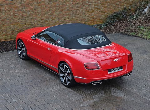 Bentley Continental GT V8 S Convertible Mulliner 20