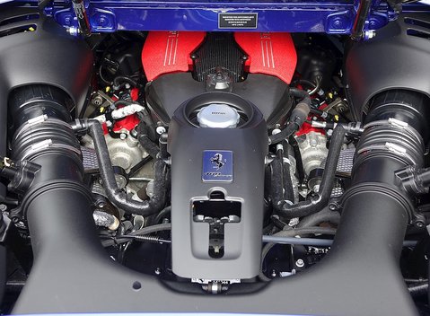 Ferrari 488 Spider 32