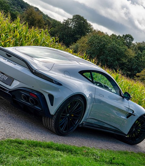 Aston Martin Vantage 4.0 Vantage V8 Auto 3dr 1
