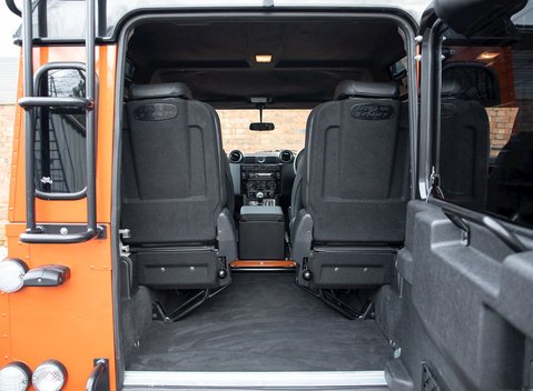 Land Rover Defender 90 Adventure Edition 29