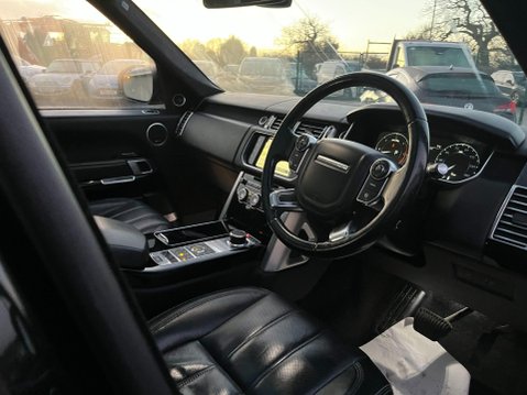 Land Rover Range Rover 3.0 TD V6 Autobiography Auto 4WD Euro 6 (s/s) 5dr 89