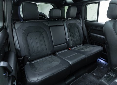 Land Rover Defender 110 V8 CARPATHIAN EDITION Urban 17