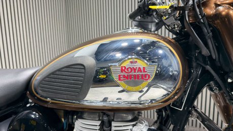 Royal Enfield Classic 2023 LESS THAN 2K OUTSTANDING CONDITION PANNIERS SCREEN ETC 350CC 23