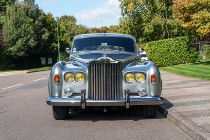 Rolls-Royce Silver Cloud III The Final Standard Silver Cloud III Saloon Built 5