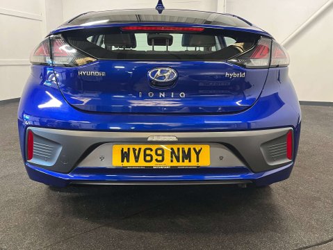 Hyundai IONIQ 1.6 IONIQ First Edition FHEV Semi-Auto 5dr 5