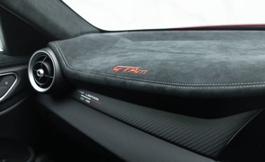 Alfa Romeo Giulia GTAm 23