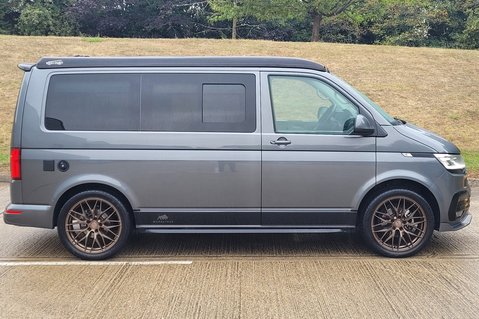 Volkswagen Transporter T6.1 T28 TDI P/V HIGHLINE 8