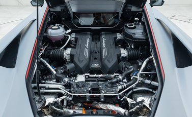 Lamborghini Revuelto 54