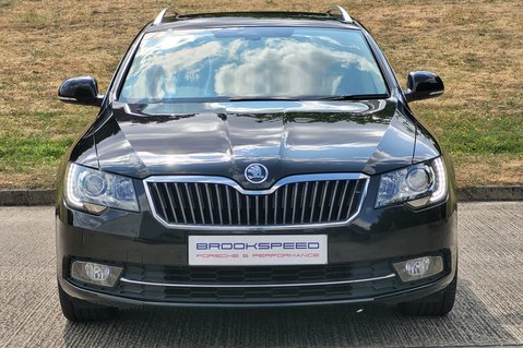 Skoda Superb LAURIN AND KLEMENT V6 DSG 5