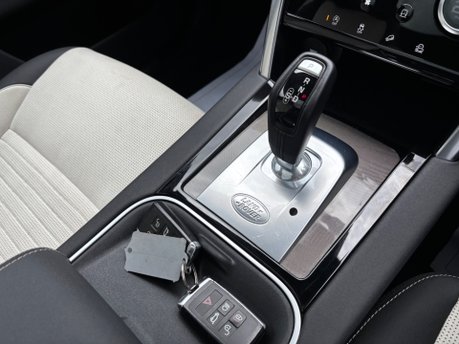 Land Rover Discovery Sport 2.0 D180 MHEV R-Dynamic HSE SUV 5dr Diesel Auto 4WD Euro 6 (s/s) (180 ps) 35