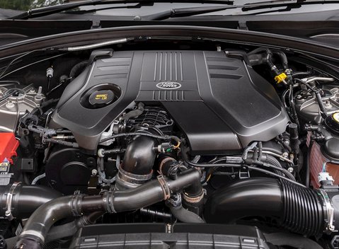 Land Rover Range Rover Velar D300 HSE First Edition 29