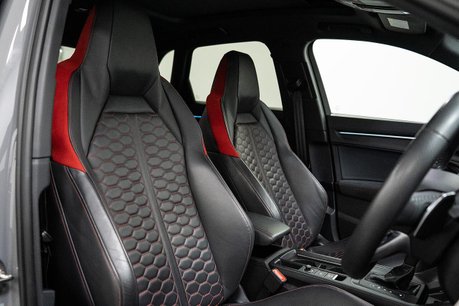Audi RS Q3 2.5 TFSI Vorsprung SUV 5dr Petrol S Tronic quattro Euro 6 (s/s) (400 ps) 2