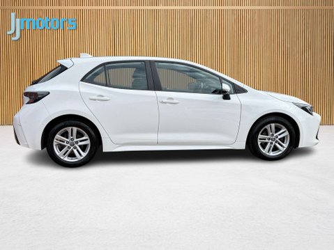 Toyota Corolla 1.8 VVT-h GPF Icon Tech Hatchback 5dr Petrol Hybrid CVT Euro 6 (s/s) (122 p 23