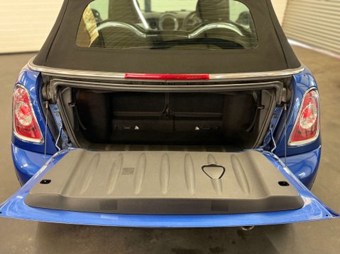 Mini Convertible 1.6 Cooper 2dr 15