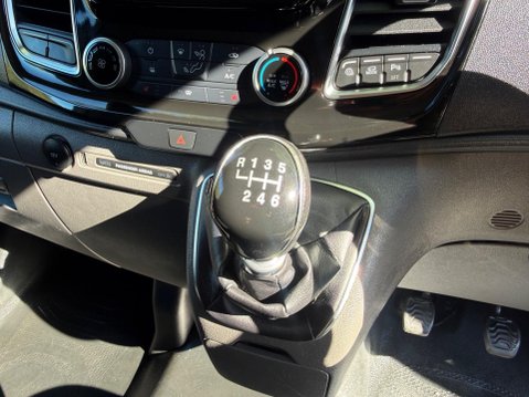 Ford Transit Custom 300 LIMITED L2H2 P/V ECOBLUE MHEV 27