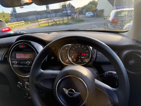 Mini Hatch 1.5 Cooper Euro 6 (s/s) 3dr 6