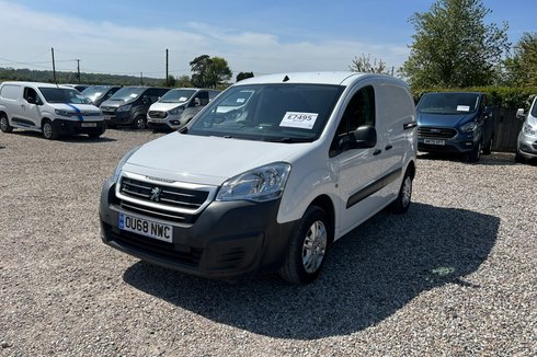 Peugeot Partner SWB L1H1 Low Roof Professional Air Con Sensors EURO 6 NO VAT