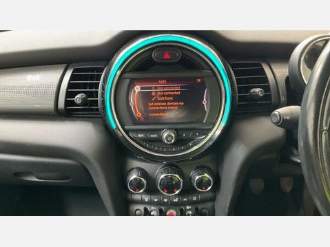 Mini Hatch 1.5 Cooper Euro 6 (s/s) 3dr 7