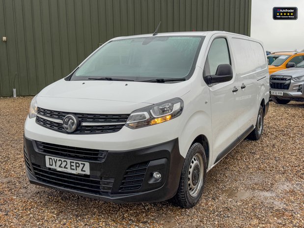 Vauxhall Vivaro AUTO LWB L2H1 Low Roof 3100 Dynamic Air Con SELECT 2