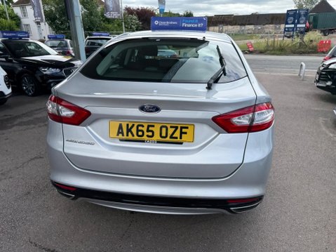 Ford Mondeo 2.0 TDCi Titanium Euro 6 (s/s) 5dr 9