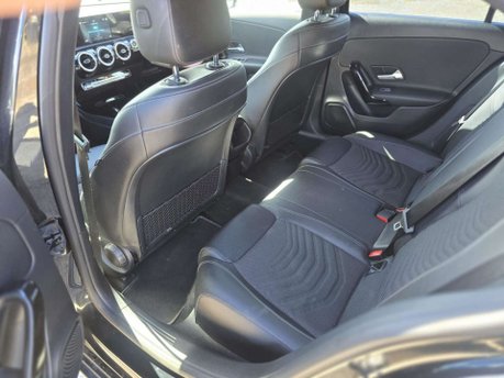 Mercedes-Benz A Class 1.5 A180d SE Hatchback 5dr Diesel 7G-DCT Euro 6 (s/s) (116 ps) 12