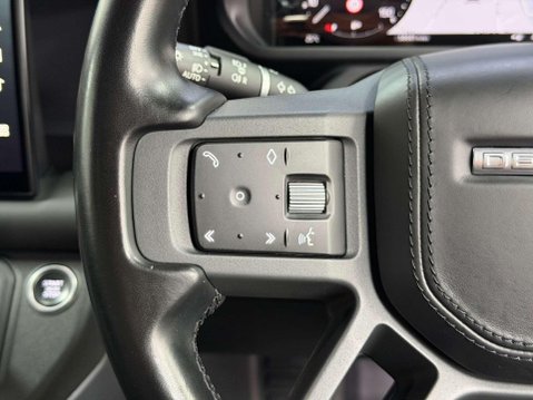 Land Rover Defender 3.0 P400 MHEV X SUV 5dr Petrol Auto 4WD Euro 6 (s/s) (400 ps) 29
