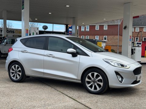 Ford Fiesta TREND 14