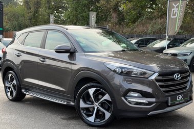 Hyundai TUCSON CRDI PREMIUM SE - 2 OWNERS - 10 HYUNDAI SERVICES 