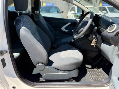 Ford Ka 1.2 Studio Euro 5 3dr 16