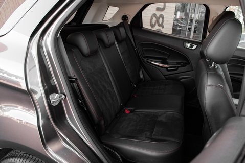 Ford Ecosport ST-LINE 31