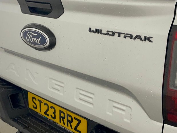 Ford Ranger Pick Up Double Cab Wildtrak 2.0 Eco Blue 205 Auto Fitted with Canopy 14