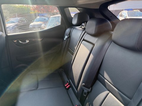 Nissan Qashqai 1.2 DIG-T Tekna XTRON 2WD Euro 6 (s/s) 5dr 33