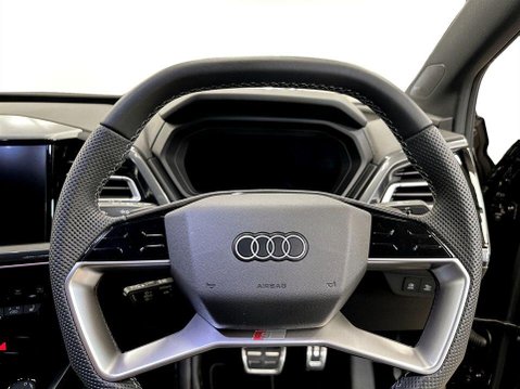 Audi Q4 55 Black Edition Sportback 5dr Electric Auto quattro 82kWh (340 ps) 1 Owner 13