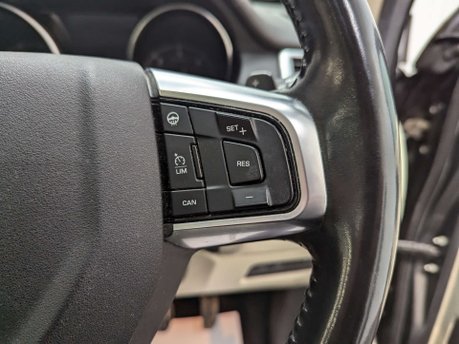 Land Rover Discovery Sport 2.0 Discovery Sport Luxury HSE TD4 Auto 4WD 5dr 79