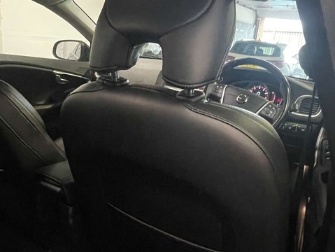 Volvo V40 1.5 V40 Inscription Edition T3 Auto 5dr 31