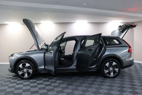 Volvo V60 B4 CROSS COUNTRY AWD MHEV 6
