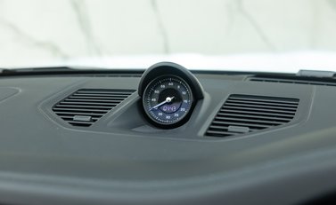 Porsche 911 Targa 4S (992) 27