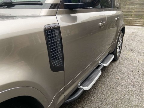 Land Rover Defender 3.0 Defender XS Edition D MHEV Auto 4WD 5dr 25