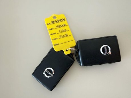 Volvo XC60 2.0 D4 Momentum Auto AWD Euro 6 (s/s) 5dr 25